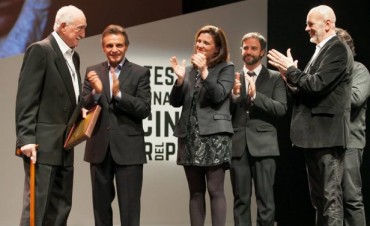 EL FESTIVAL DE CINE DE MAR DEL PLATA CON EL INFORME DE ALBERTO BARRIAGA