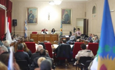 En b&uacute;squeda de convalidar la nueva Convenci&oacute;n Colectiva de los municipales se solicit&oacute; una sesi&oacute;n extraordinaria en el HCD.