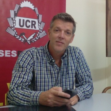 AXEL CANTLON: "EN LUGAR DE AYUDAR A LOS TRABAJADORES EST&Aacute;N POLITIZANDO EL CONVENIO"