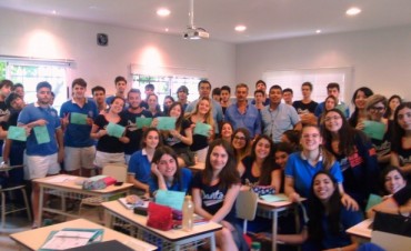 Alumnos de la Dante Alighieri recibieron sus Diplomas del &ldquo;Curso de Manejo&rdquo;