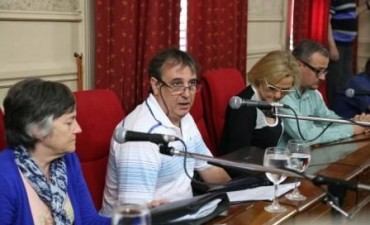 Ezequiel Teller&iacute;a:  &ldquo;El PRO quiso callar a los trabajadores municipales por medio de la justicia, pero no lo logr&oacute;&rdquo;