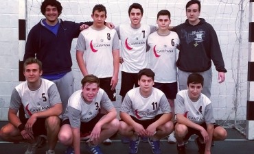 El equipo de Cadetes de Campana Boat Club se coron&oacute; Campe&oacute;n