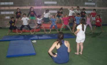 Los talleres municipales de Circo presentar&aacute;n este s&aacute;bado su show de fin de a&ntilde;o