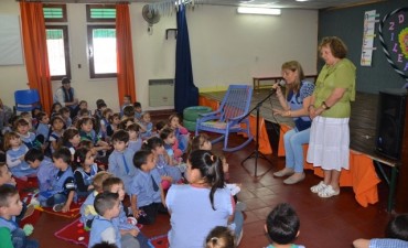 Ni&ntilde;os del jard&iacute;n de infantes N&ordm; 914 celebraron el D&iacute;a de la Abuela 
