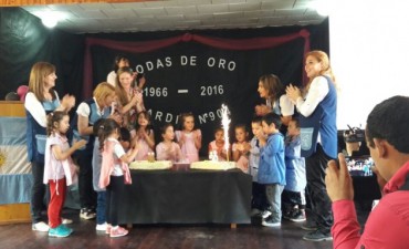El jard&iacute;n de infantes N&deg;904 de islas celebr&oacute; sus Bodas de Oro