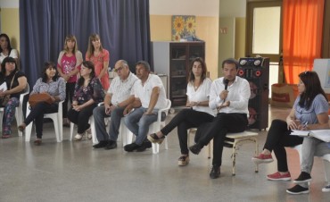 &ldquo;Despu&eacute;s de un fuerte trabajo, ma&ntilde;ana vuelven las clases al jard&iacute;n de infantes del barrio Dignidad&rdquo;, dijo el Intendente