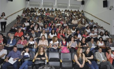 Campana fue sede de una Jornada Regional de Fortalecimiento de Cooperadoras Escolares