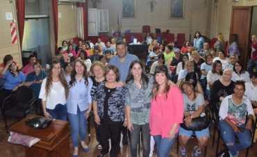 Cuidadores domiciliarios: gran convocatoria en 3&ordm; jornada de actualizaci&oacute;n de conocimientos   
