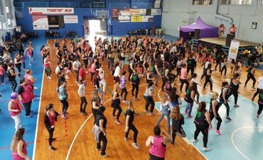 Se viene una master class solidaria de Zumba