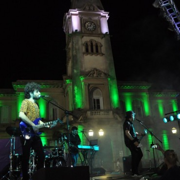 &ldquo;Ah&iacute; vamos&rdquo;: el homenaje a Gustavo Cerati hizo vibrar a cientos de vecinos