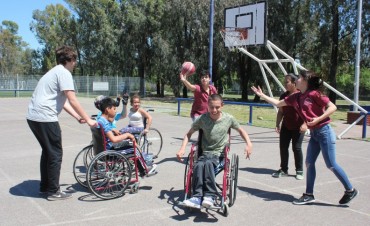 J&oacute;venes con discapacidad participaron de un Encuentro Integrador Deportivo