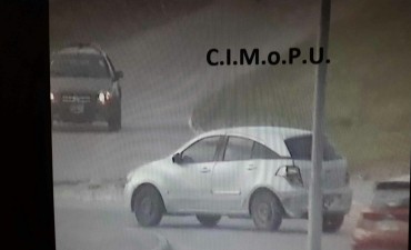 Las c&aacute;maras del CIMoPU permitieron recuperar un auto robado y detener a los delincuentes