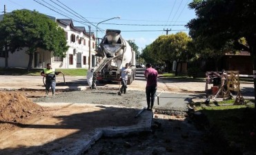 Moreno y Salmini: el bacheo con hormig&oacute;n entr&oacute; en su etapa final