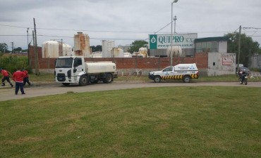 El Municipio intervino ante un derrame de la ex Quipro