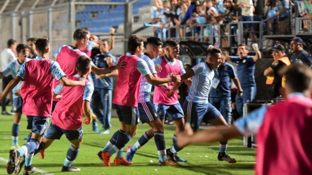 Argentina remont&oacute; a Brasil y sali&oacute; campe&oacute;n del Sudamericano Sub-15