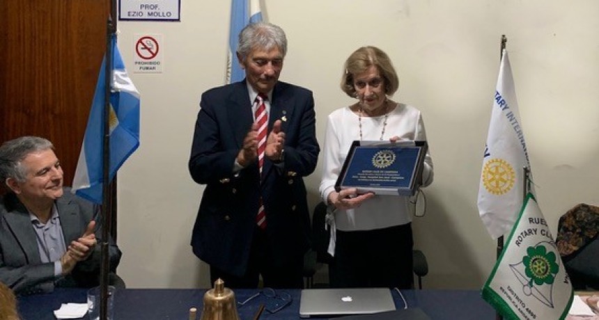 ROTARY CLUB CAMPANA: DISTINCION SATO A LA COOPERADORA DEL HOSPITAL MUNICIPAL 