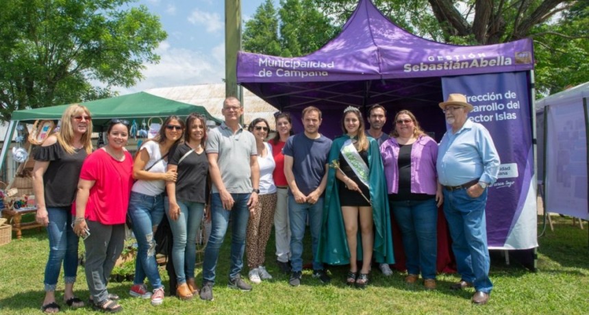 El Intendente acompa&ntilde;&oacute; los festejos por el D&iacute;a del Isle&ntilde;o