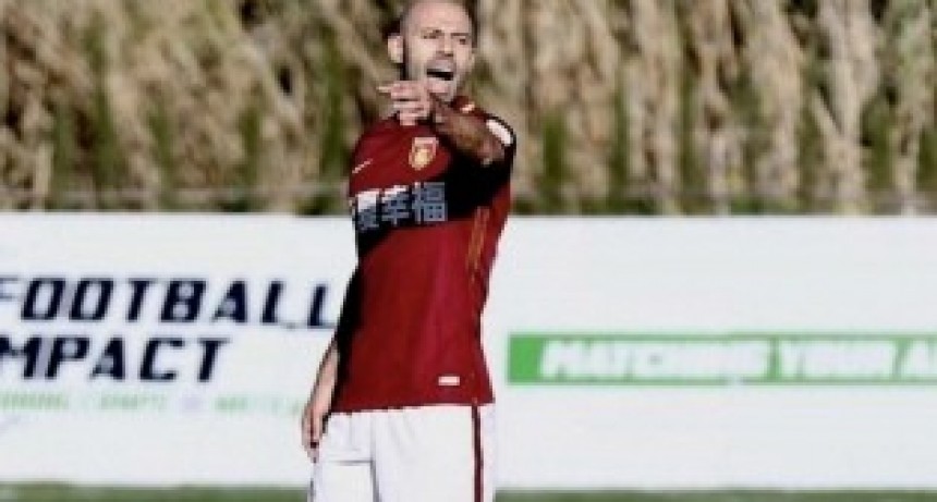 Estudiantes reconoci&oacute; gestiones avanzadas por Javier Mascherano