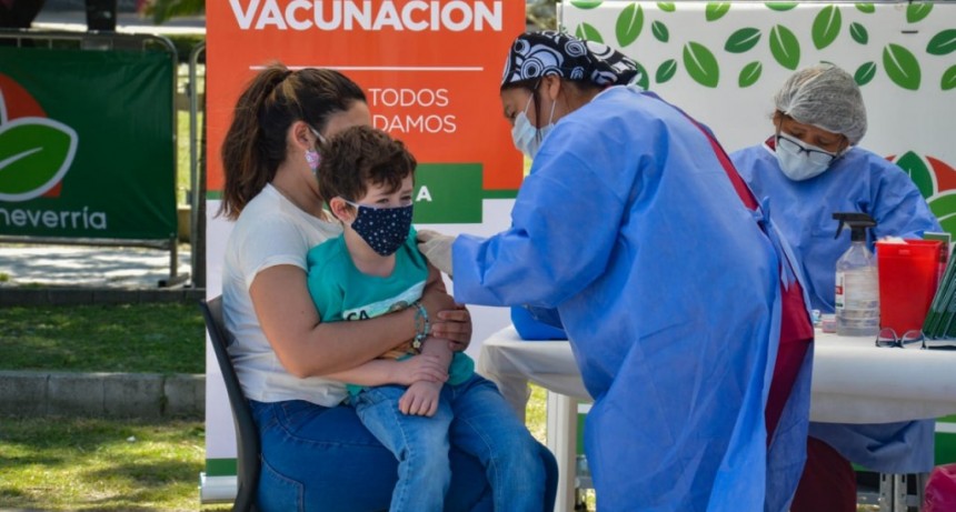 Las carteras sanitarias nacional y provincial relanzaron la campaña de vacunación 