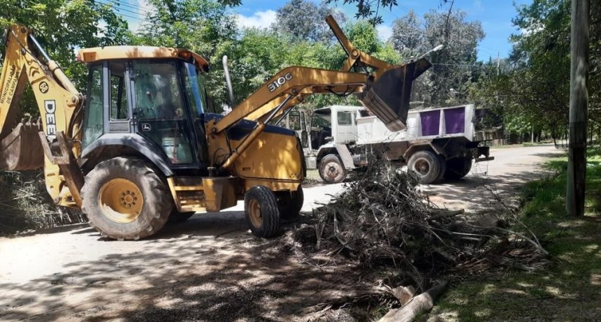 El Municipio sigue adelante con los trabajos de mantenimiento en distintos barrios 