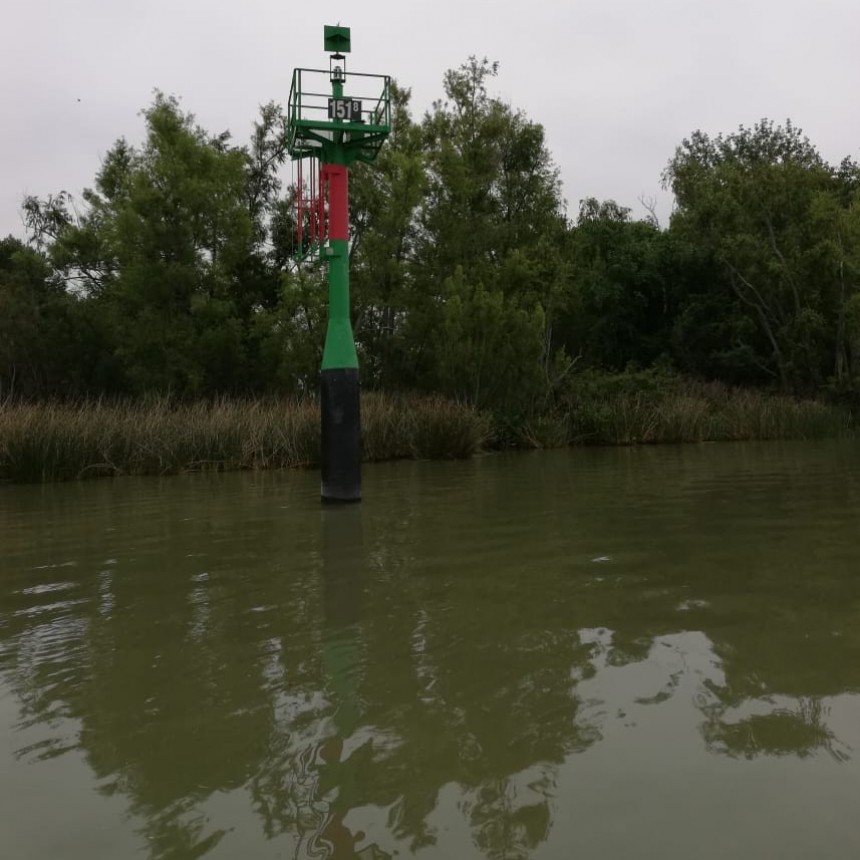 Defensa Civil tomó muestras del agua en el sector insular