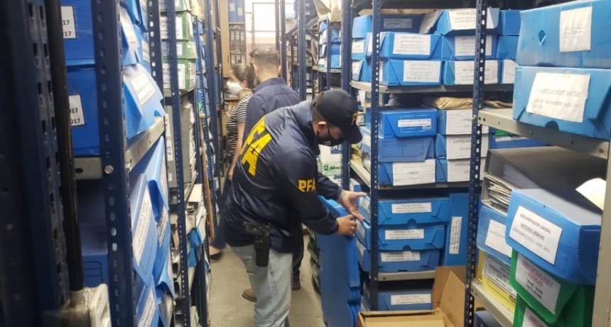 La AFIP desarticuló una organización dedicada a maniobras de evasión millonarias y la PFA detuvo a 11 personas  