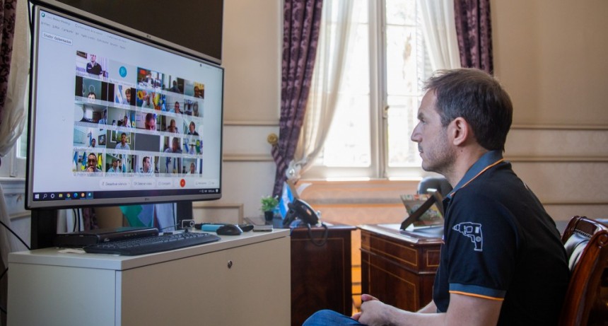 Abella e intendentes evaluaron la situación epidemiológica con Kicillof