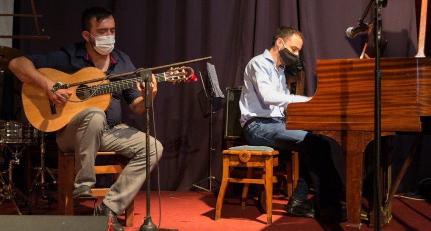 Cerró el ciclo “Primavera Clásica” con un homenaje a Astor Piazzolla 