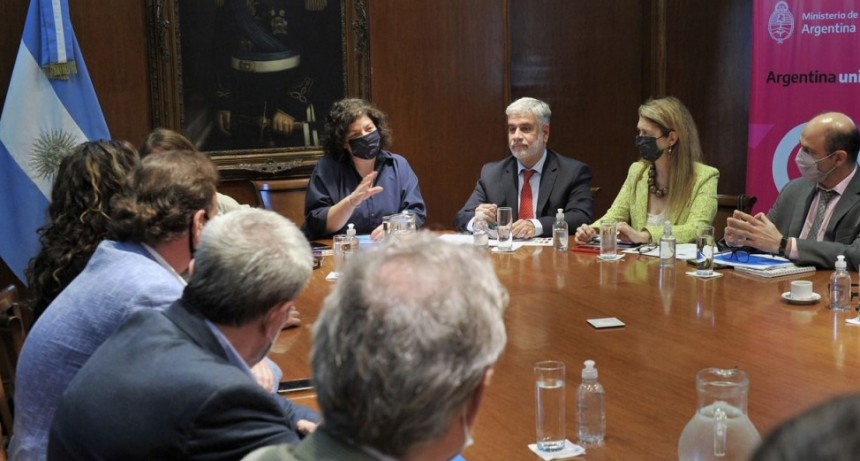 PRINCIPIO DE ACUERDO ENTRE EL GOBIERNO Y LA INDUSTRIA PARA RETROTRAER EL PRECIO DE LOS MEDICAMENTOS AL 1 DE NOVIEMBRE Y MANTENERLOS HASTA EL 7 DE ENERO