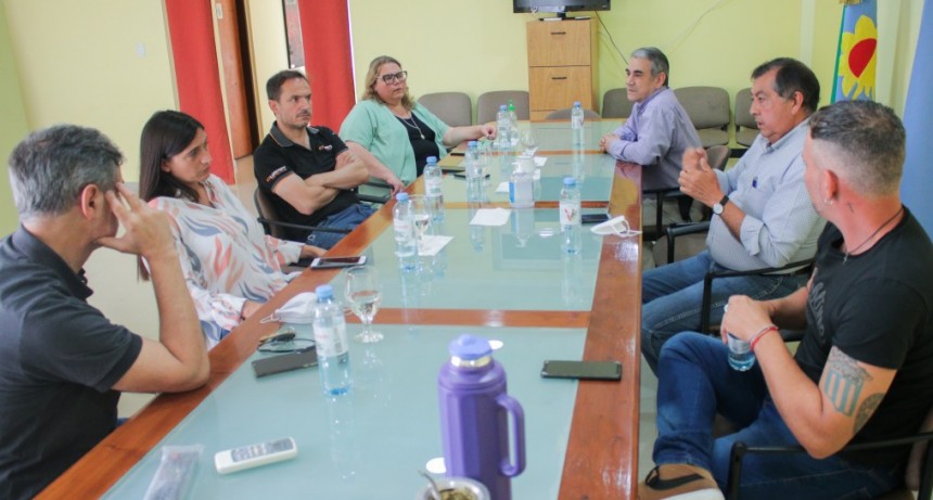 Abella se interiorizó sobre la situación de los empleados de comercio de la ciudad