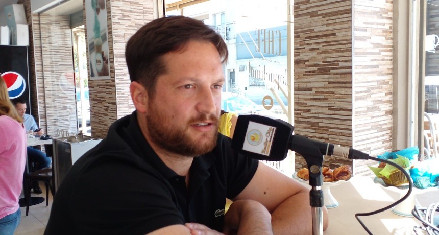 Radio City Campana en directo desde Cafetería KOVAL junto a los candidatos locales