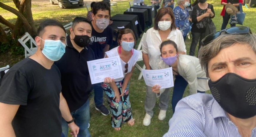 Embarcación de usos múltiples, un proyecto de estudiantes del ISFT 195 que se destaca en la Feria de Ciencias.