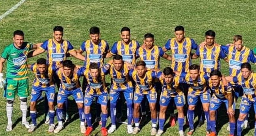 Dos errores de Puerto Nuevo influyeron en el resultado final y Liniers lo ganó 2 a 0