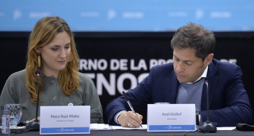 TRABAJO : Kicillof suscribió un acuerdo paritario para ampliar el régimen de licencias parentales 