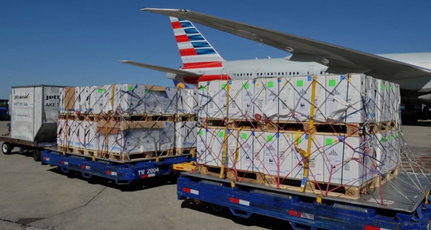 ARRIBÓ AL PAÍS UN CARGAMENTO CON 630.630 VACUNAS DE PFIZER