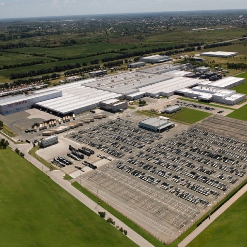 Eduardo Kronberg : Toyota aumenta la capacidad de producción en su planta industrial de Zárate