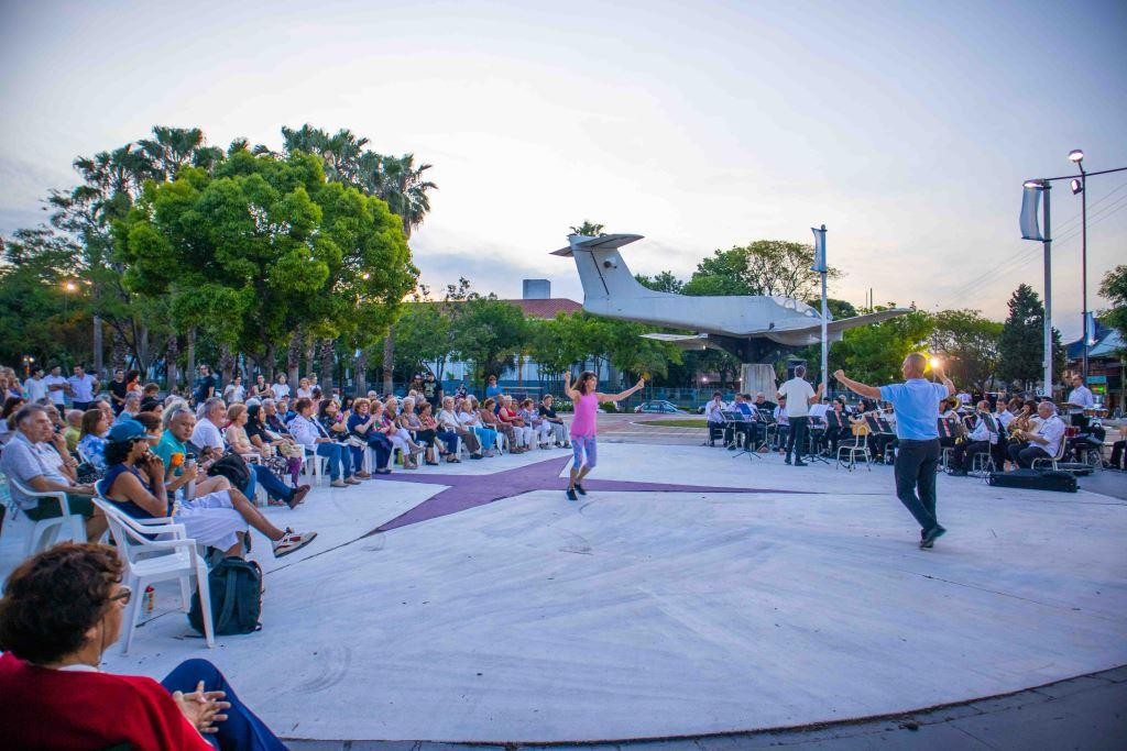 La ciudad celebró el aniversario de la Biblioteca y la Banda Municipal de Música