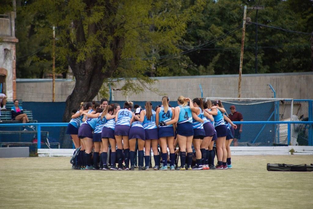 Hockey femenino : UN TRIUNFO QUE LAS ACERCA AL ASCENSO