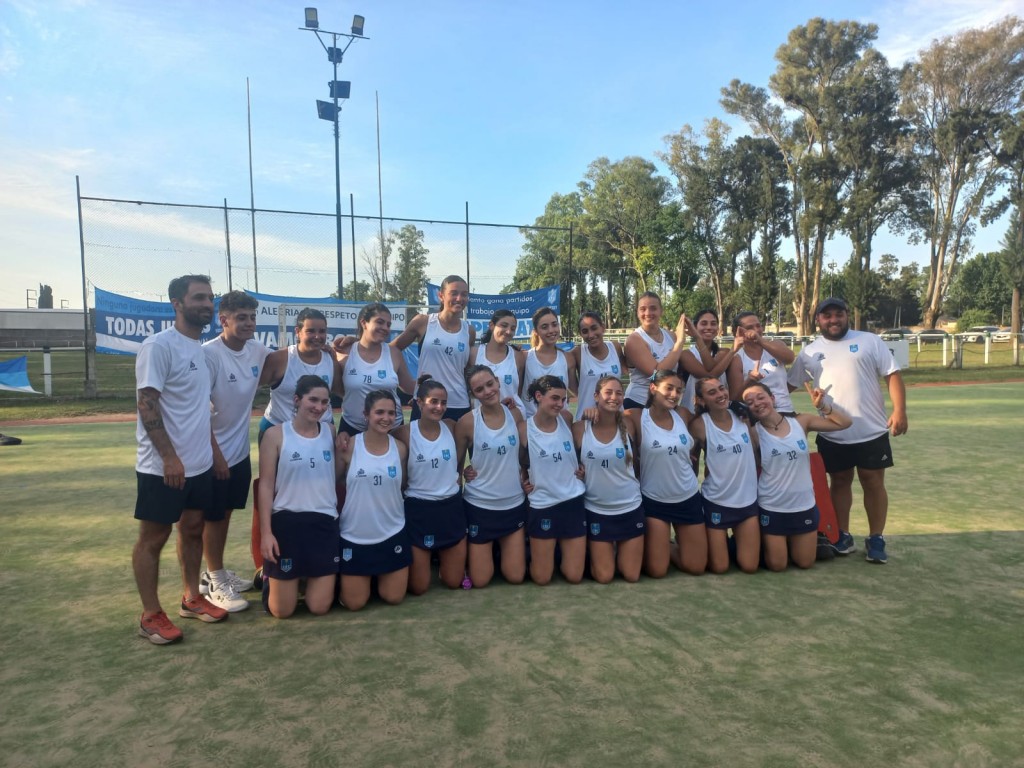 HOCKEY FEMENINO : EL C.B.C LOGRÓ EL ASCENSO