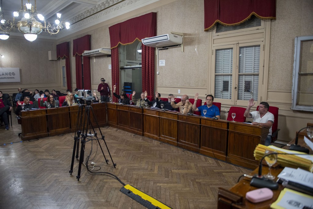 El H.C.D reconoció el desempeño de la nadadora Agostina Hein