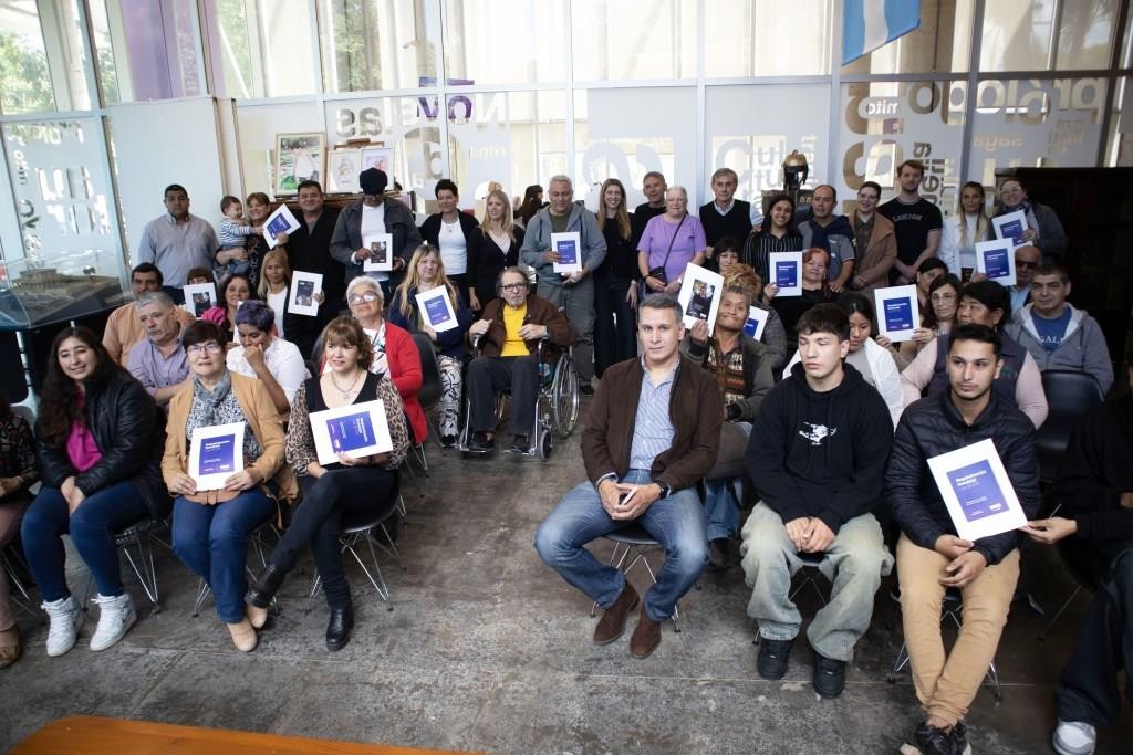 Más familias campanenses están cerca de obtener el título de su vivienda