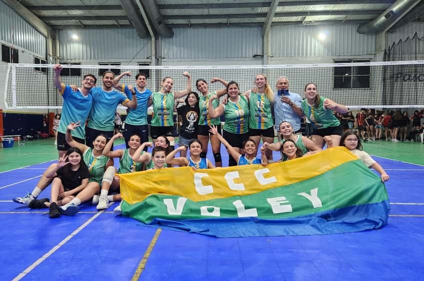 La Primera Damas del CCC avanzó a semifinales y jugará por el ascenso