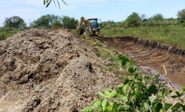 Comenzaron las obras de realizaci&oacute;n de un talud de contenci&oacute;n ante eventuales crecidas del R&iacute;o Luj&aacute;n