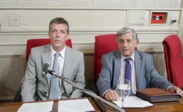 Axel Cantlon: &ldquo;Acepto el debate con Trujillo sobre el tema Mercado de Frutos, y me gustaria agregar el acceso a la informaci&oacute;n p&uacute;blica y el caso de corrupci&oacute;n por desv&iacute;o de tasas municipales&rdquo;