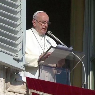 Francisco: El misterio de la Navidad es dar la vida por los dem&aacute;s