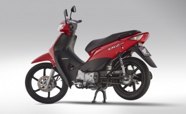 LLEGA UNA NUEVA HONDA BIZ 125