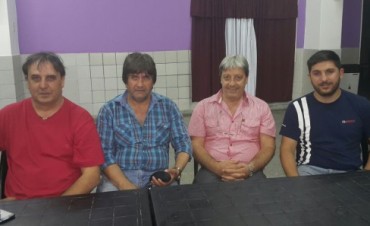INAUGURACION BUSTO DE NESTOR CARLOS KIRCHENR LA MESA POLITICO SINDICAL CAMPANA ZARATE