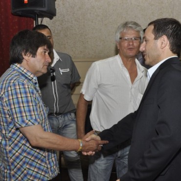 Abella recibi&oacute; a gremios y prometi&oacute; trabajar en conjunto