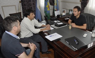Abella se reuni&oacute; con representantes de EDEN y les reclam&oacute; obras que eviten interrupciones de servicio