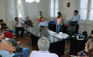 Ruta 6: el Intendente se reuni&oacute; con vecinos por la posible instalaci&oacute;n del peaje 